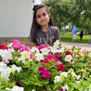 Meet your Posher, Narges